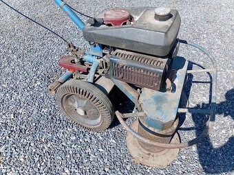 Prodám bubnovou sekačku Vari - 4