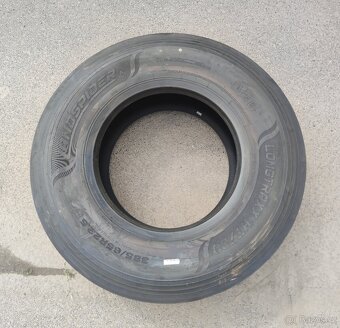 Nákladní pneu Landspider  385/65 R22,5  160K , nebo 164K - 4