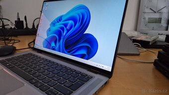 Dell Latitude 9520 - 4