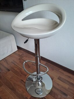 Dvě barové židle - 4