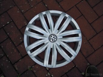 Poklice, puklice originál VW 16" č.32 - 4