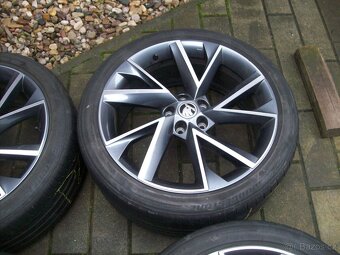 alu Vega Superb 3 Sportline Passat B8 235.40.19 - 4