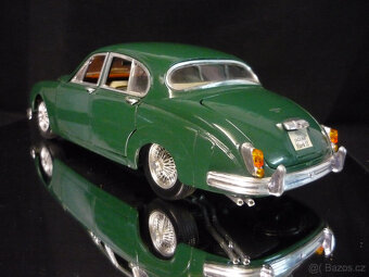 Jaguar Mark II Maisto 1/18 - 4