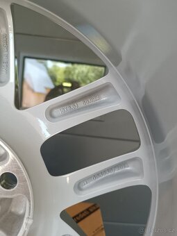 Jeep Grand Cherokee R18 - 4