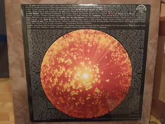 České písně na LP gramodeskách - 4