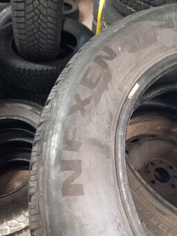 ZIMNÍ GUMY 215/65R16 - 4