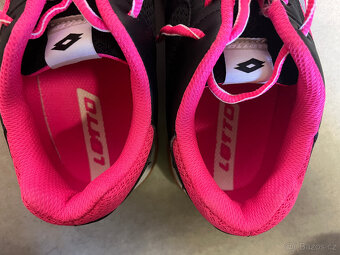 Sálové boty Lotto velikost 37 - 4