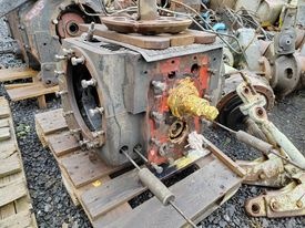 Zetor 7211 díly (motor, portály, náprava a td.) - 4