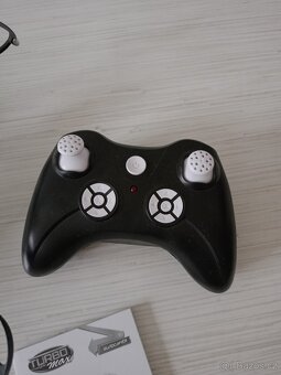 Dron kvadrokoptera pro deti, dalkove ovladani - 4