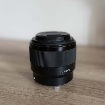 Sony a7 III + Sony 50mm 1.8 - 4