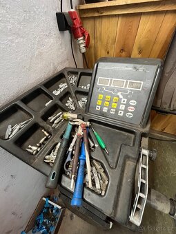 Automatická vyvažovačka kol XT Balancer SA - 4