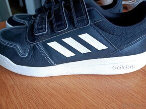 Adidas 40 - 4