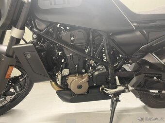 Husqvarna Svartpilen 701 - 4