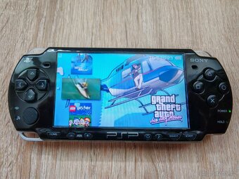 PSP PlayStation portable 2004 - 4