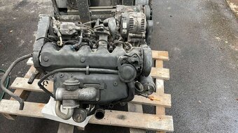 Motor VW T4 2.5 tdi 75 kW - 4