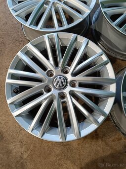 Originalni VW alu 16" 5x112 et46 - 4