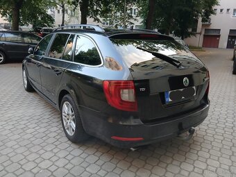 Škoda Superb 2.0tdi dsg rok 2013 - 4