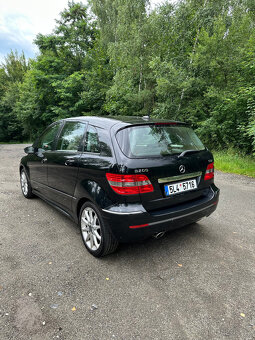 Mercedes-Benz B200 CDI - 4