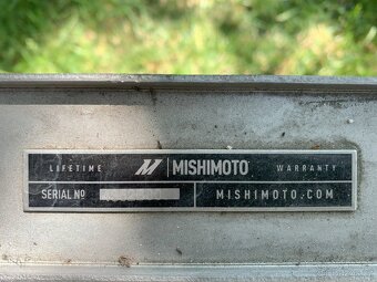 Mishimoto chladič MMRAD-SRT-09 - poškození - 4
