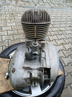 Motor Čz 250/455 - 4