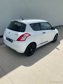 Suzuki Swift - 4