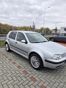 VW Golf  1.9 TDI - 4
