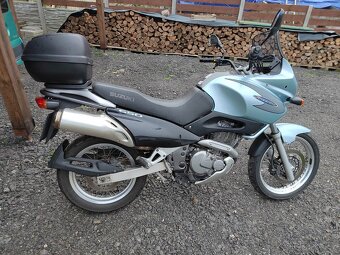 Prodám Suzuki Freewind xf 650 - 4