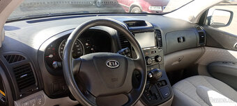 Kia Carnival Camper - 4