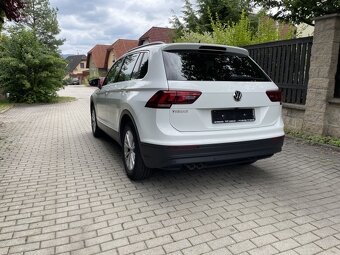 Volkswagen Tiguan 2.0 TDi R line DSG - 4