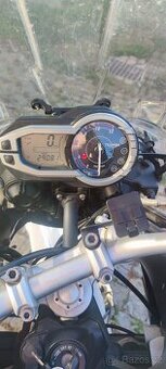Triumph Tiger 800 - 4