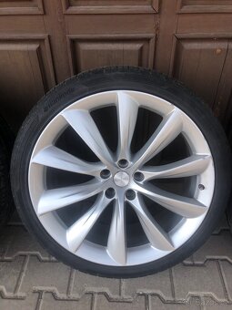 Prodam nabo vymenim original kola Tesla X 22” - 4