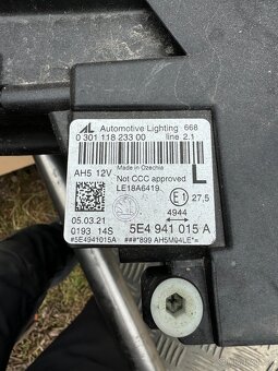 Škoda Octavia 4 Full led levé světlo 5e4941015a - 4