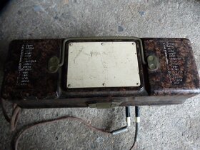 Vojensky telefon. - 4