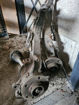 Predné otoče VW Touareg 7l, 3.0 tdi, 2.5 tdi - 4