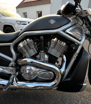Harley - Davidson, Street Rod ( VR2 ) VRSCR ( černý mat ). - 4