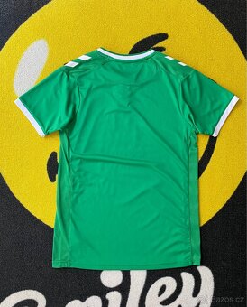 Dres Saint-Étienne 2022–2023 od značky Hummel - 4
