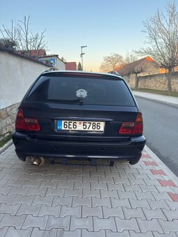 BMW e46 tourong 330d - 4