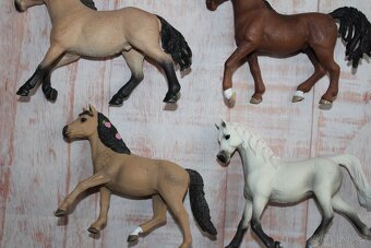 Figurky koní Schleich 10 - 4