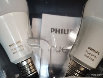 Chytré žárovky RGB Philips Hue E27 + nový Bridge - 4