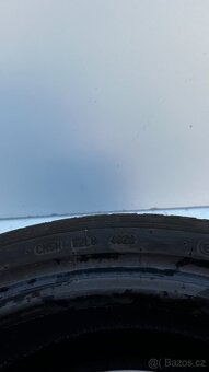 2x zimní pneu - 225/40 R18 92V - BARUM - 6mm - 4