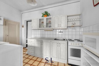 Nabízím k prodeji rodinný dům určený ke kompletní rekonstruk - 4