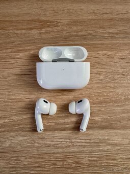 Apple AirPods Pro 2 (USB-C) - 4