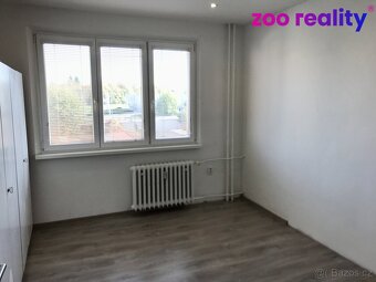 Pronájem 3+1, balkón, POD HVĚZDÁRNOU - 4