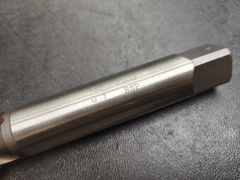 NOVÝ Strojní závitník SKF G 1" (BSP) HSCO - 4