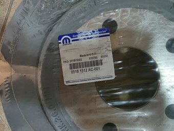 Dodge Durango zadní brzdy - 4