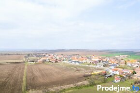 Prodej stavebního pozemku 1.064 m2 - Znojmo - Načeratice - 4
