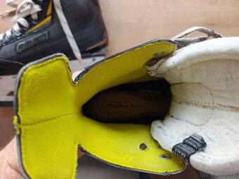 Brusle Bauer supreme s27, vel. 9EE - 4