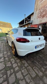 Volkswagen Scirocco R 2.0 - 4