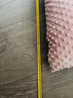 Těhotenský polštář starorůžová minky - 4