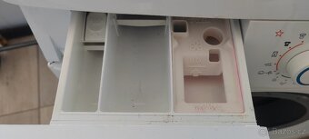 Automatická pračka Electrolux 6kg. 1200 ot. DISPLEJ - 4